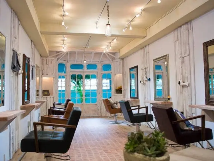 ReML for hairの内観・外観1