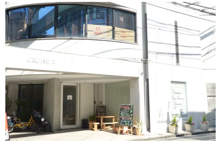 Cradleの内観・外観1