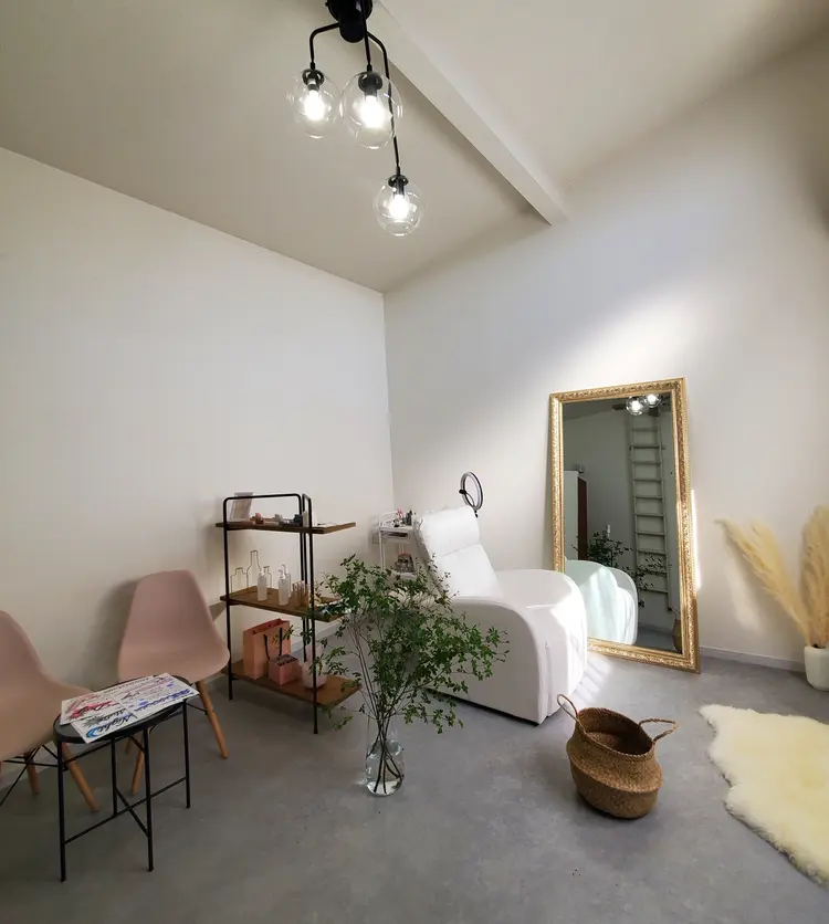 grace nature〜眉毛とまつ毛の専門店〜の内観・外観1