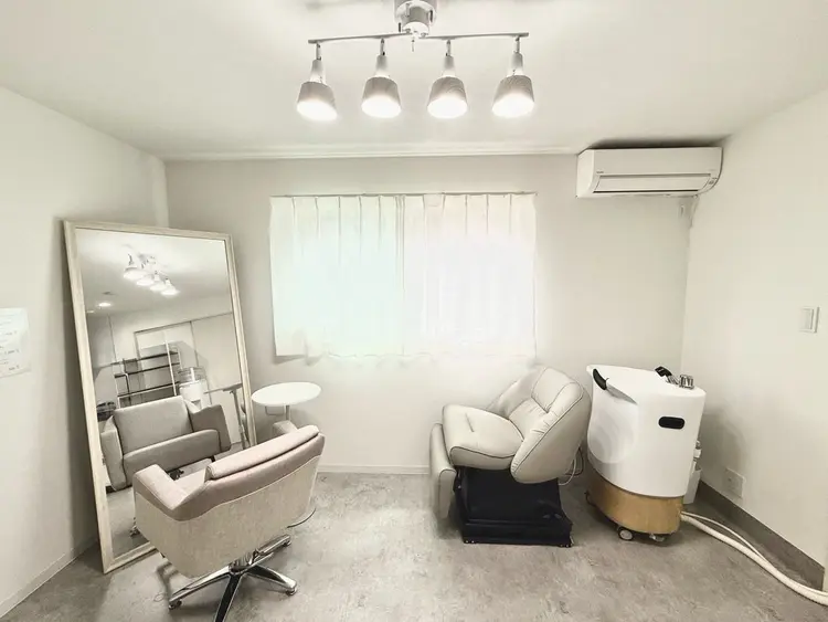 Hair salon mignonの内観・外観1