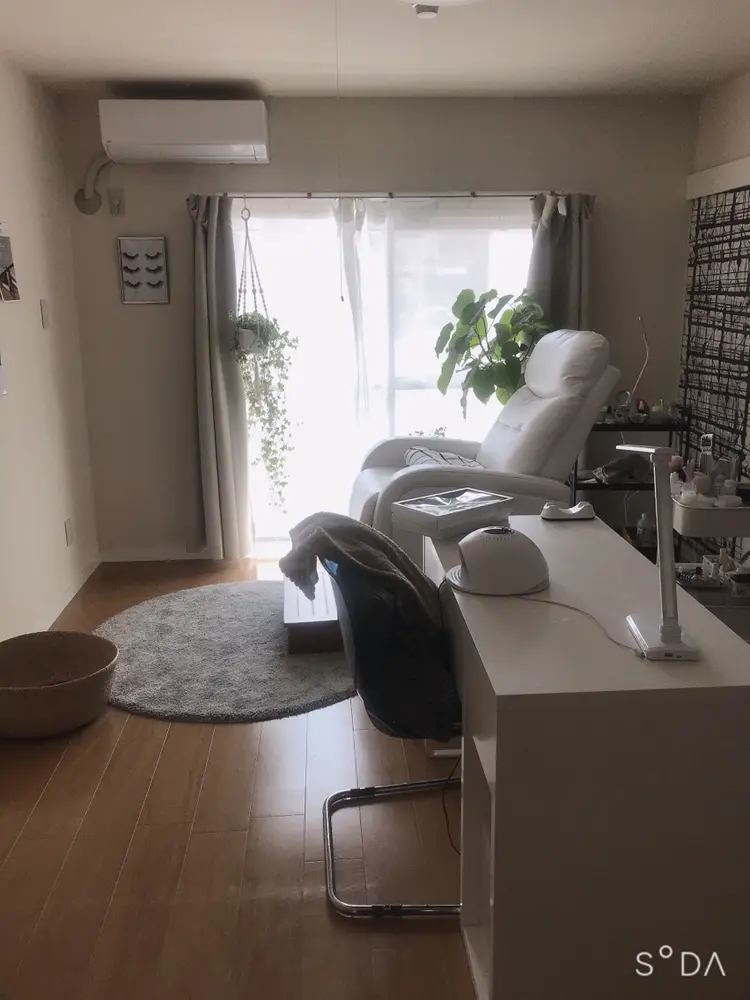 Rの内観・外観1