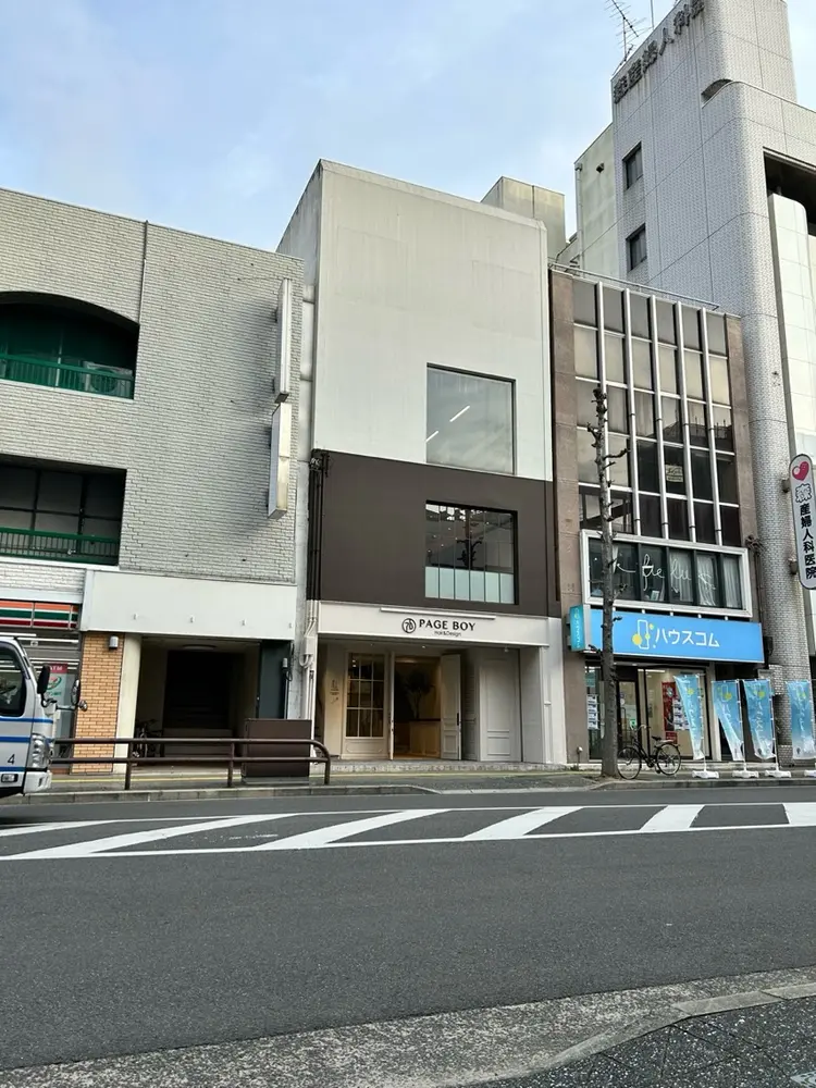 PAGE BOY Hair&Design瓦町店の内観・外観1