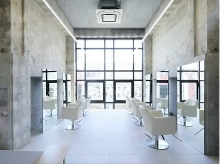 CHARLES DESSIN   tokyoの内観・外観1