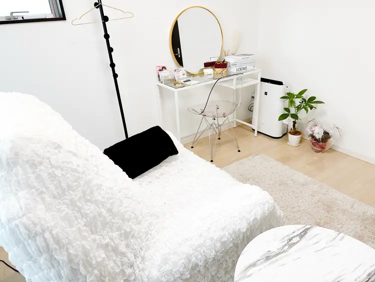 eyelash &eyebrow salon Le'aの内観・外観1