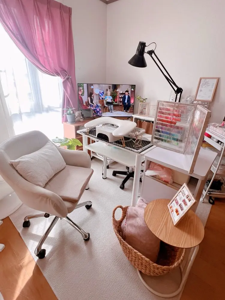 nail  room＊mocoの内観・外観1