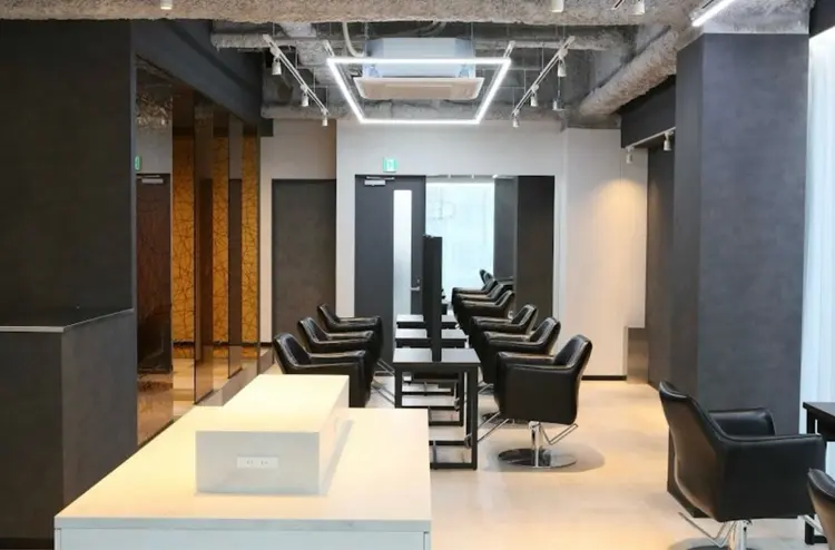 reeedの内観・外観1