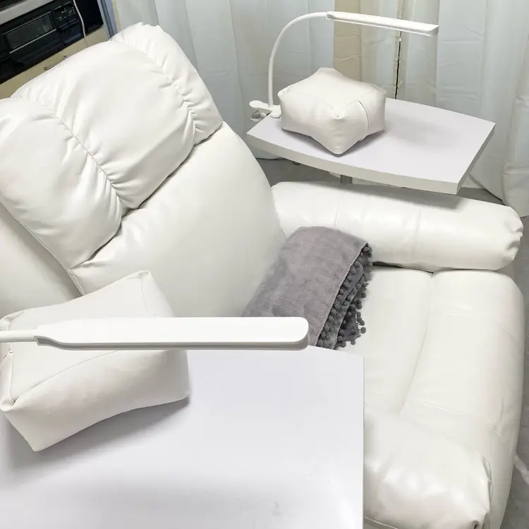 Lean Nailの内観・外観1