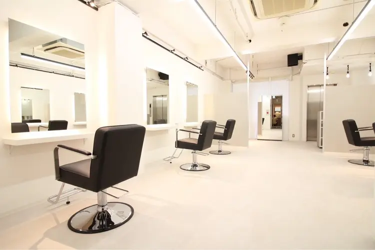 on.の内観・外観2