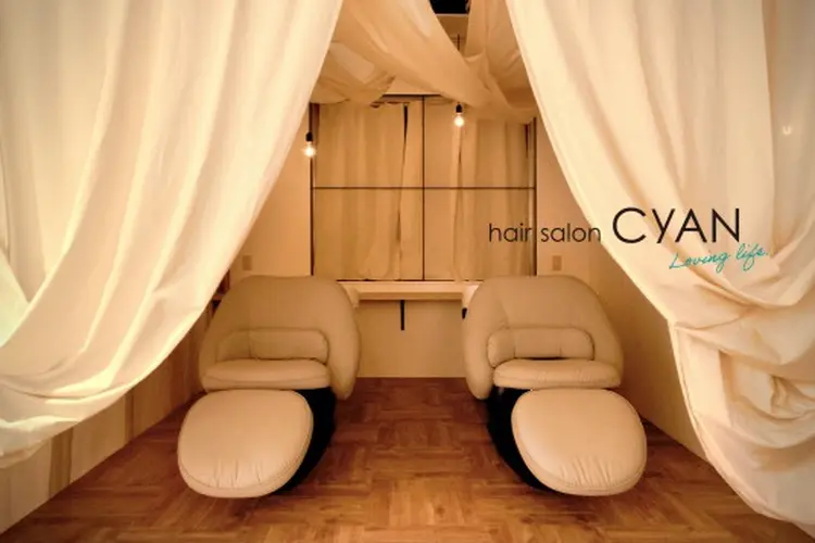 hair salon CyANの内観・外観3