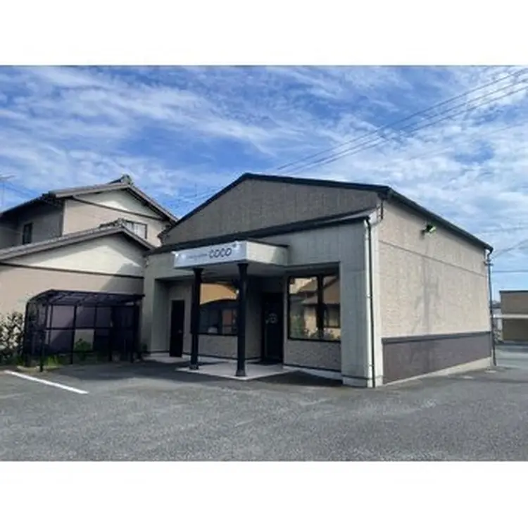 beauty salon COCOの内観・外観1