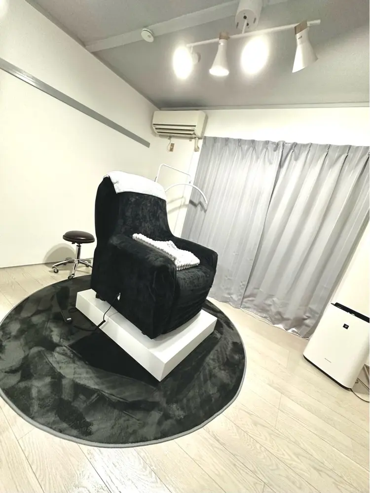 まつげ屋さんLAPUの内観・外観2