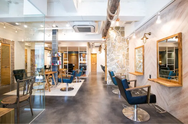 AUBE HAIRazul吉祥寺の内観・外観1