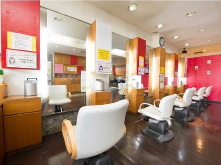 美容室アークスの内観・外観1