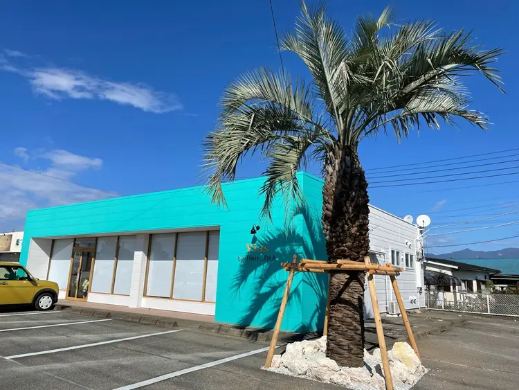 Vias by Hair…DiAの内観・外観1