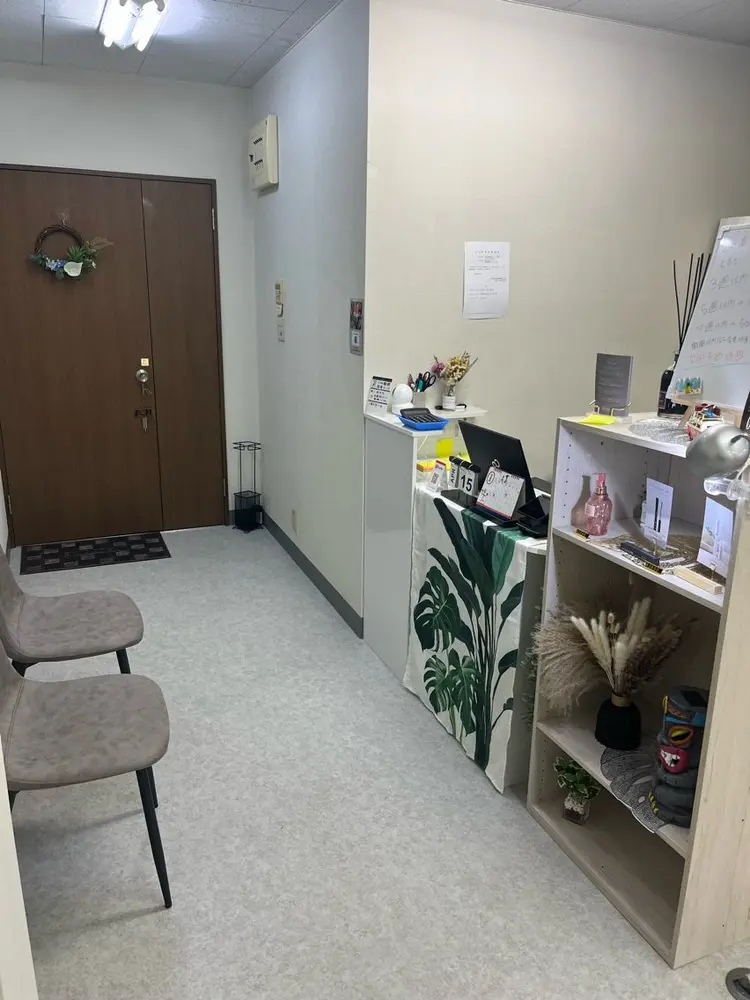 Eyelash salon mahaloの内観・外観3