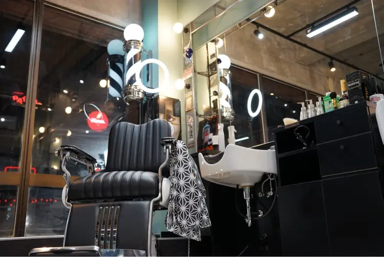 TIGHT SWAG BARBERWORKSの内観・外観2