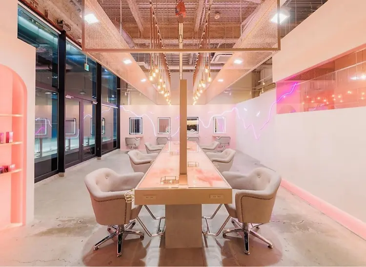 wixymimi　hair salonの内観・外観1