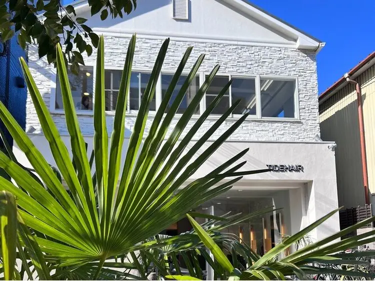 TIDEHAIRの内観・外観1