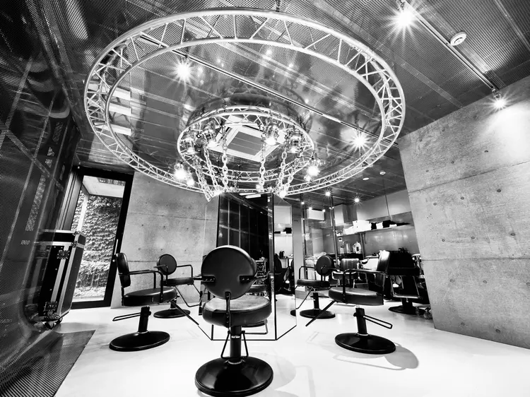 Rea men's 原宿の内観・外観1