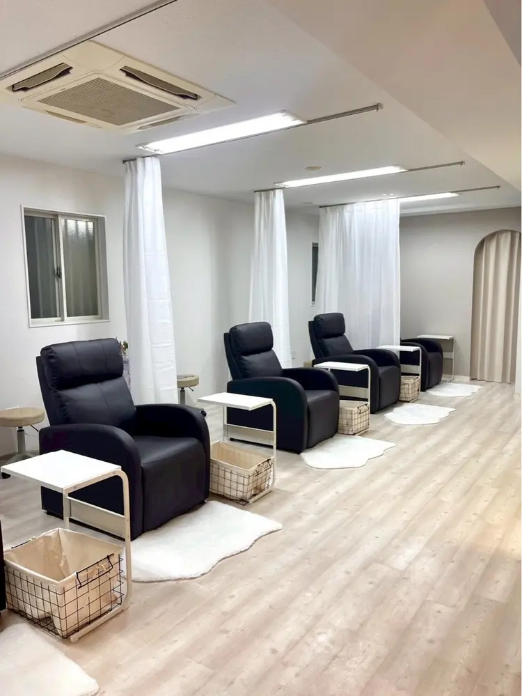 eyelash salon Roiの内観・外観1