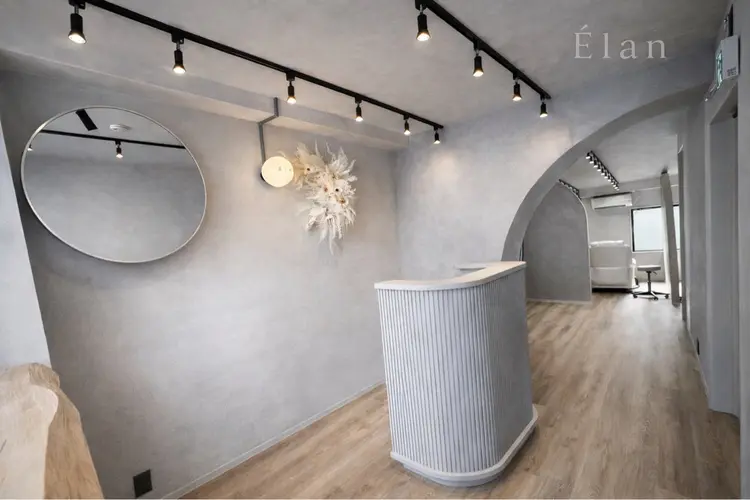 Élanの内観・外観1