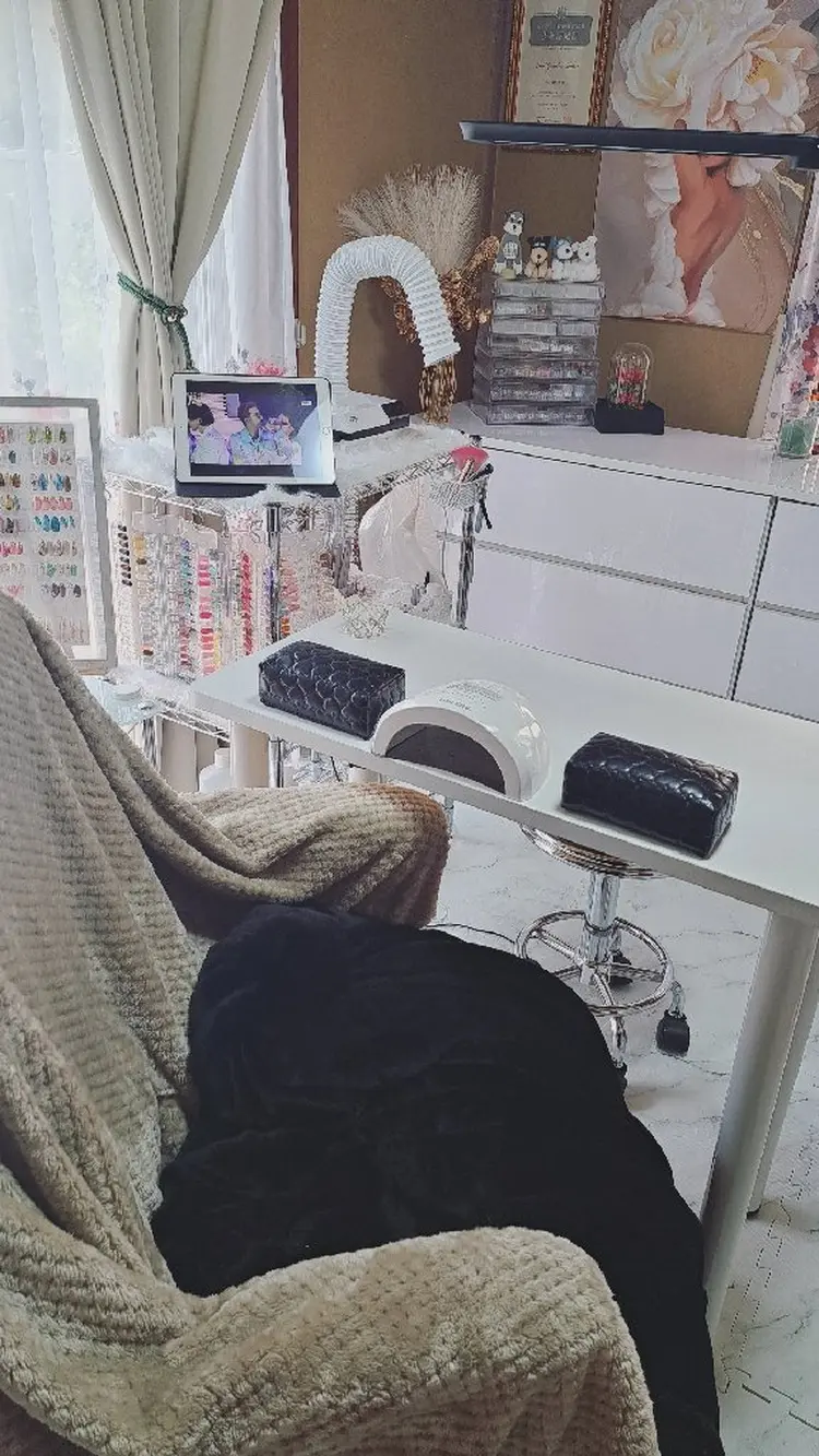 nail salon La Luzの内観・外観2