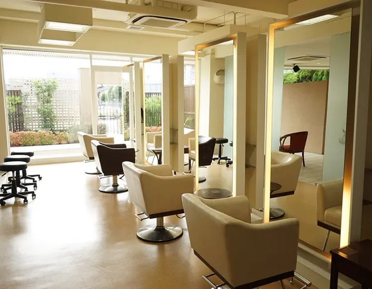 ALEAP parrotの内観・外観1