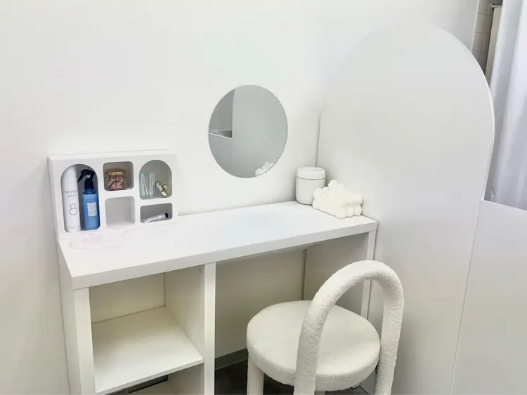 Beltheque  Eyesの内観・外観2