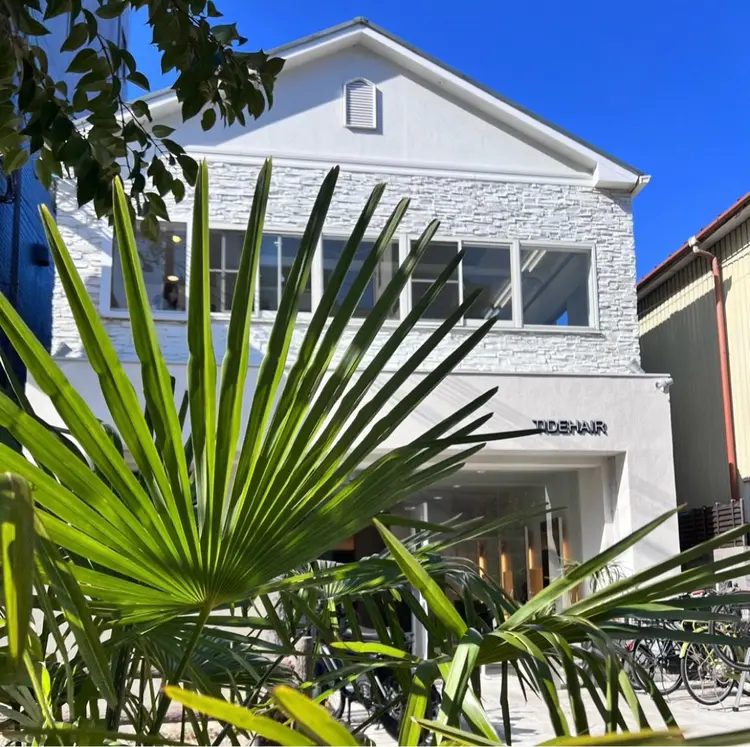 TIDEHAIR 茨木店の内観・外観1