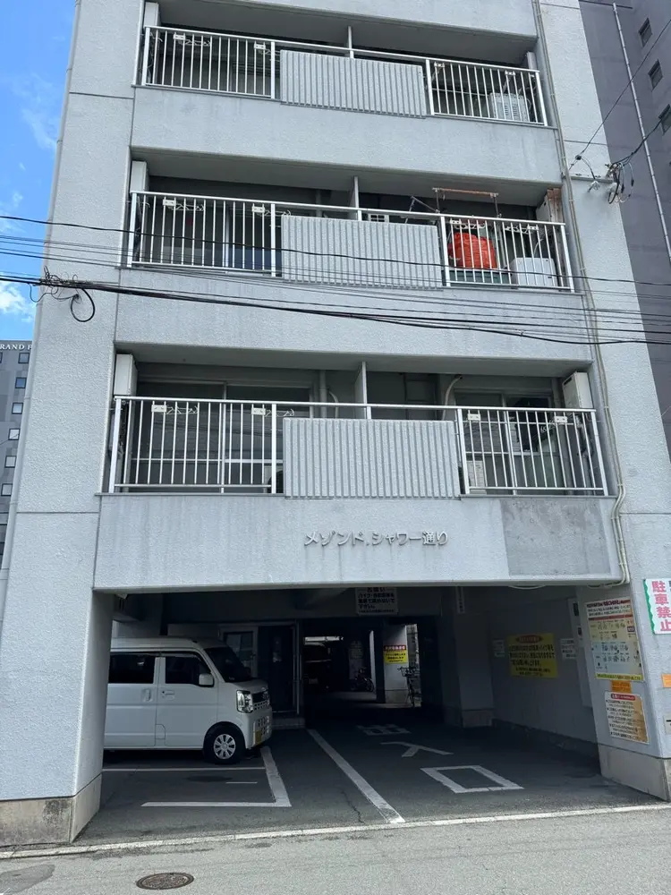 Secret Belle　熊本下通り店の内観・外観1