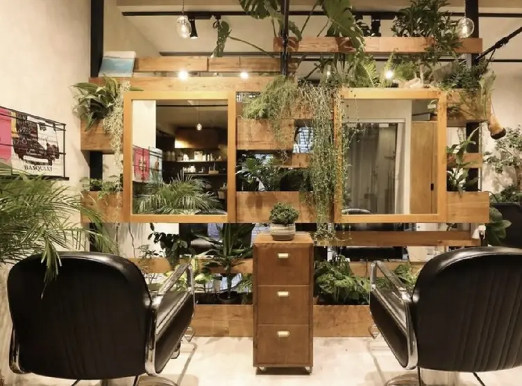 ハナワヘアーサロンの内観・外観2