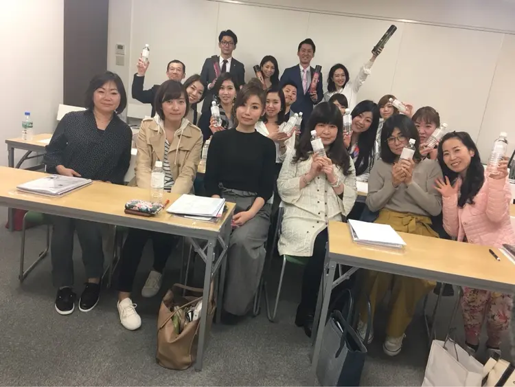 日本美容整骨学院大阪校の内観・外観1