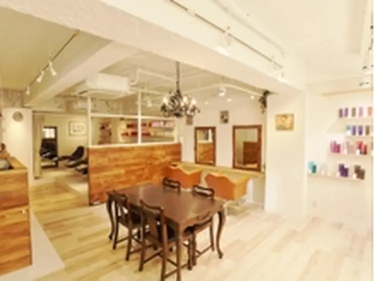 ZEST中野店の内観・外観1