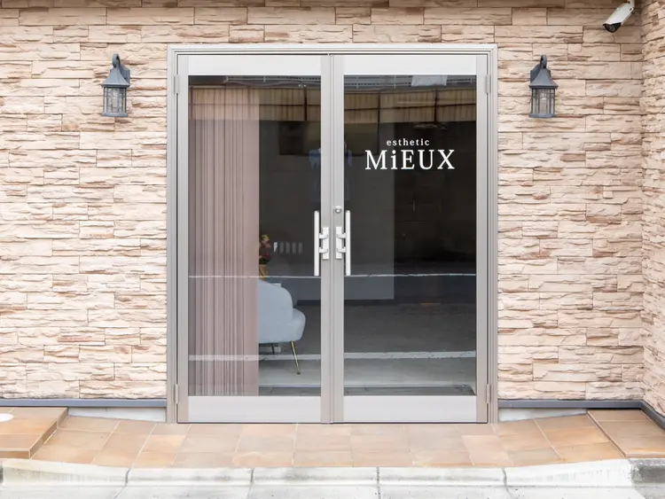 痩身特化型サロンEsthetic MiEUX（エステティック　ミュー）の内観・外観1
