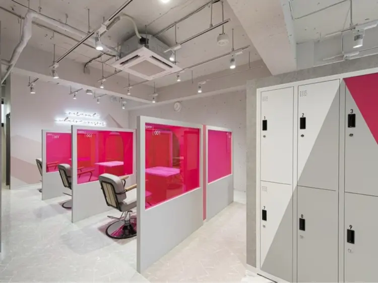 全席半個室サロンNatural 渋谷店の内観・外観2