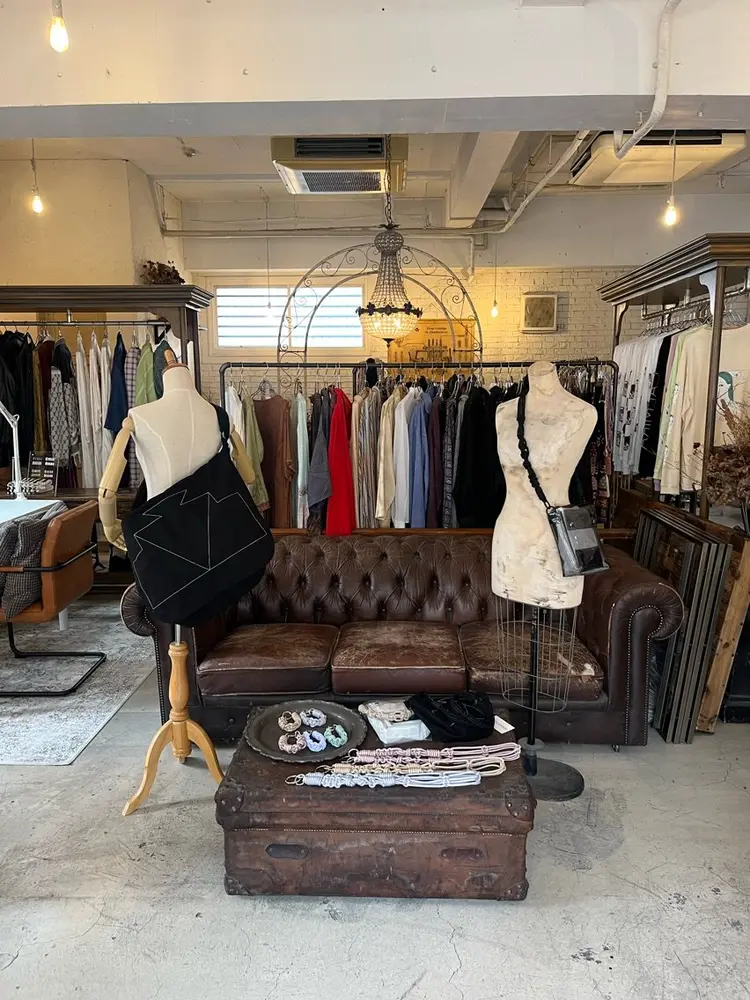 GARAGENailの内観・外観2