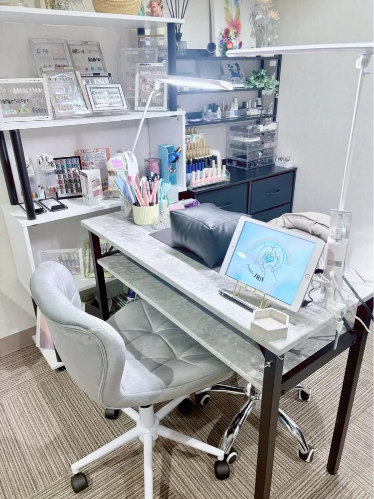 みんなのネイルサロン IRiSの内観・外観1