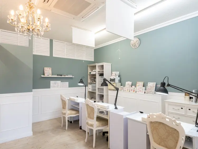CharmeNail&Beautyシャルムネイル＆ビューティーの内観・外観1