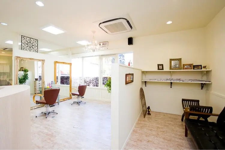 hairCREERの内観・外観2