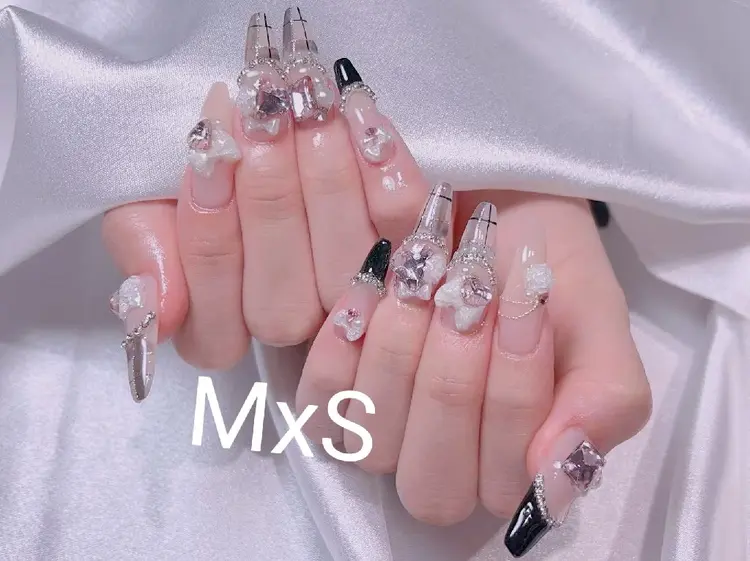 MxS Nail 【長さだし/フィルイン/マグネット/ワンホンネイル/韓国ネイル/パラジェル】の内観・外観2