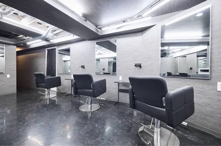 ROGUEの内観・外観2