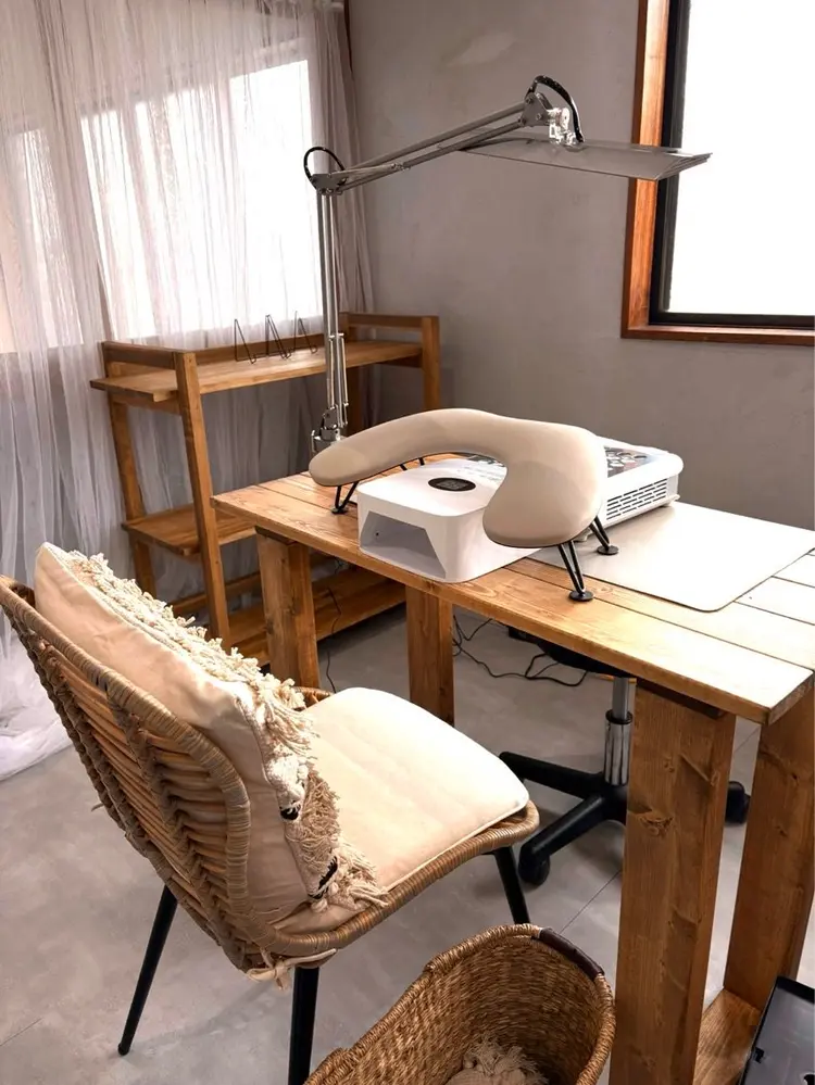 Carina Nailの内観・外観1