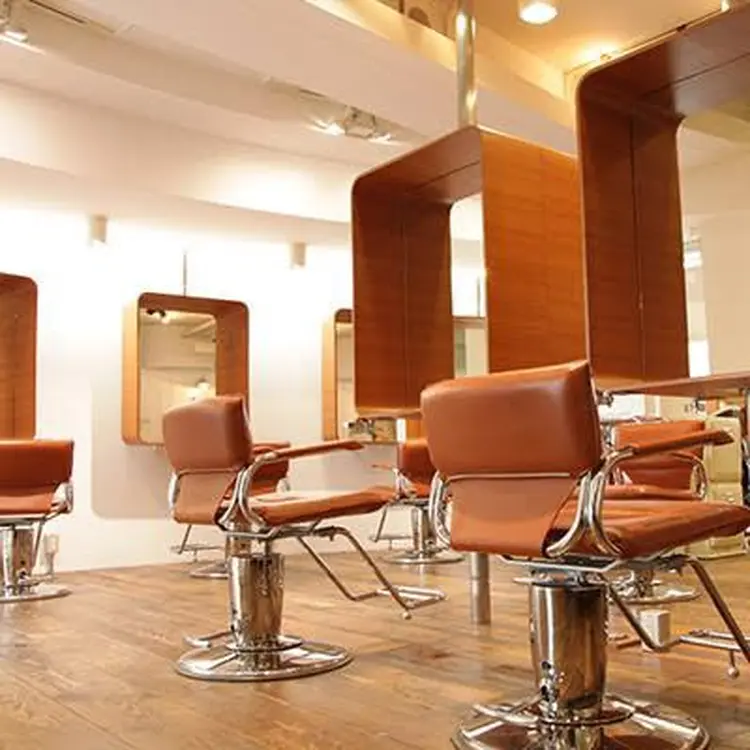 U-REALMの内観・外観1