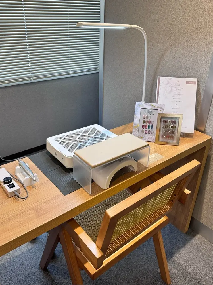 L'idea nail〈ラ・イデア・ネイル〉の内観・外観1