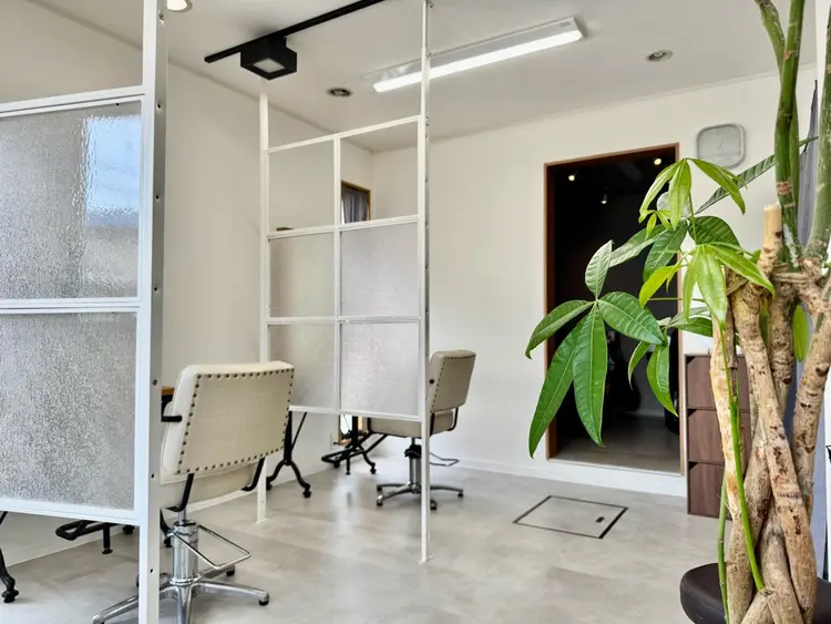 髪質改善＆ヘッドスパ Noix 【ノア】の内観・外観2