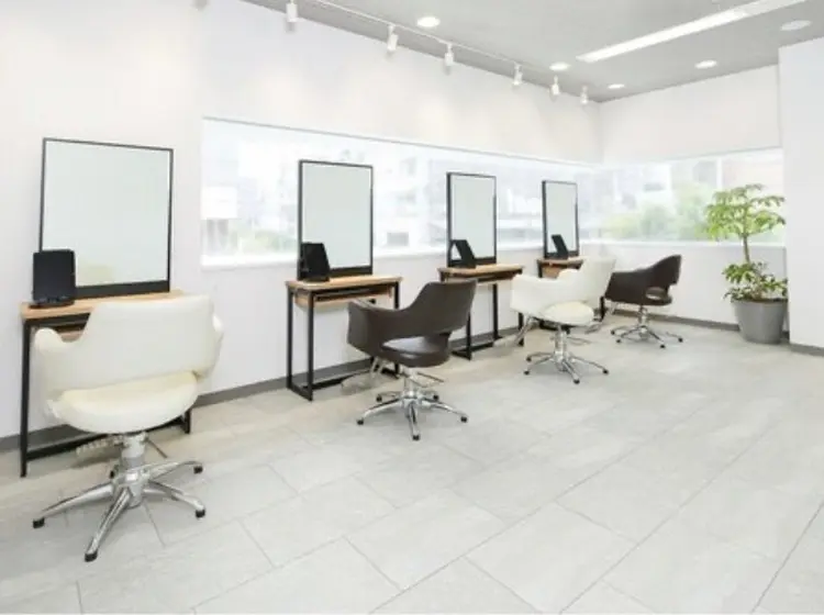 HOMME SERAの内観・外観1