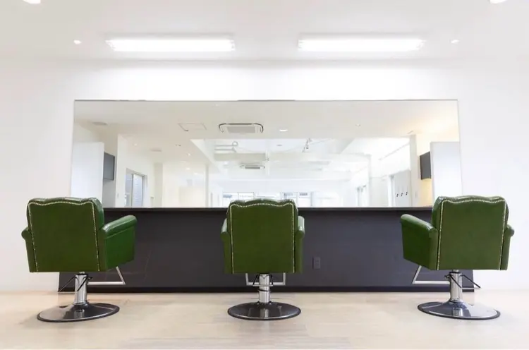 TIDEHAIR 茨木店の内観・外観3