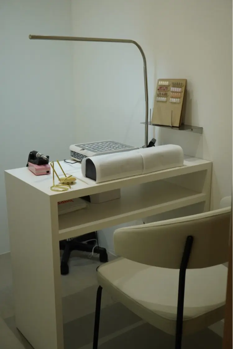 kazuna _nailの内観・外観2