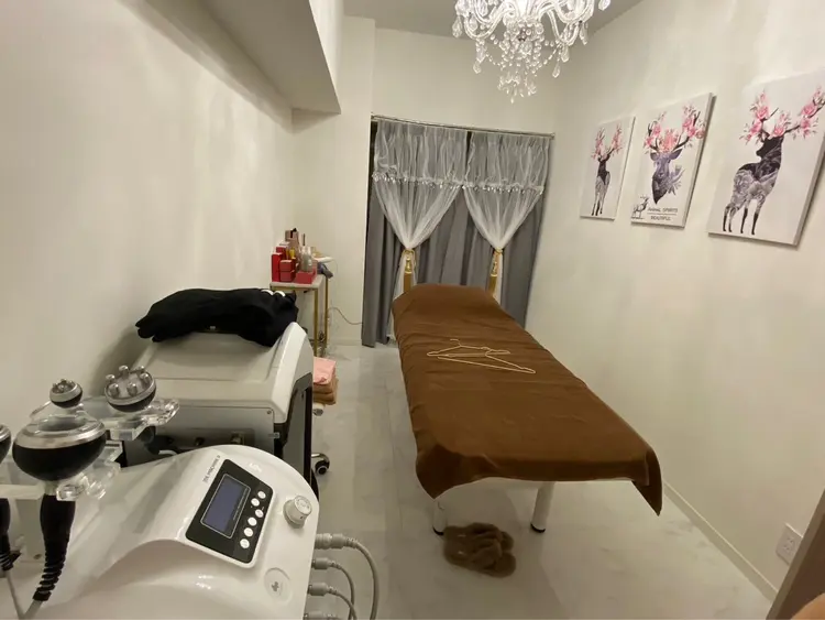 ビューティーサロンCiel新宿御苑前店の内観・外観2