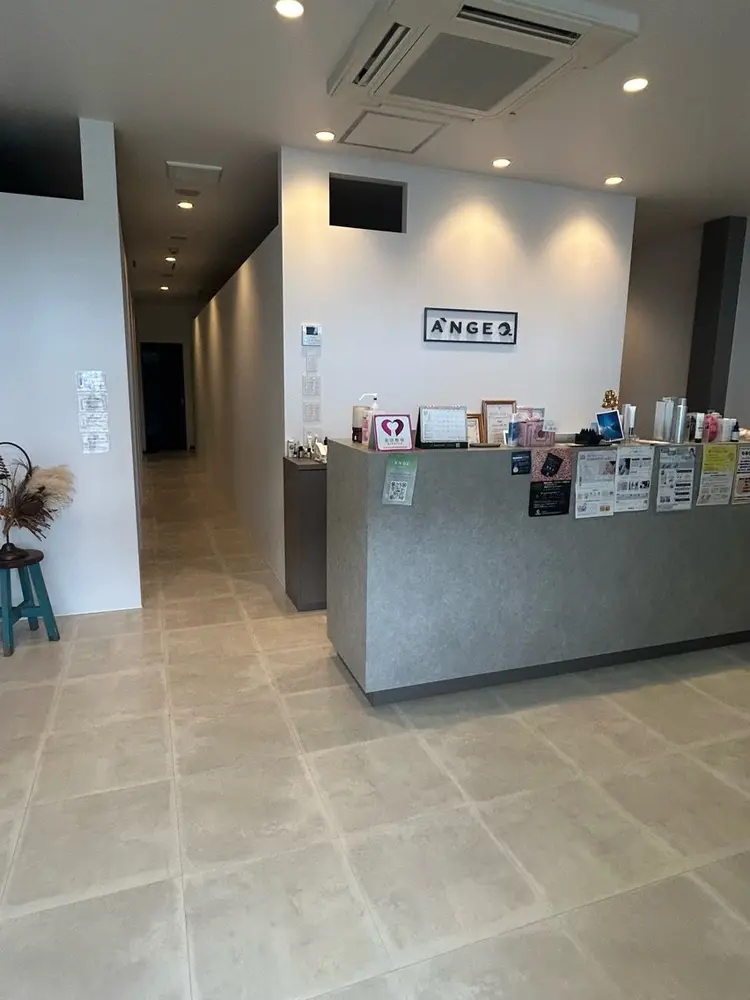 eyebrowsalon LUMIEUの内観・外観3